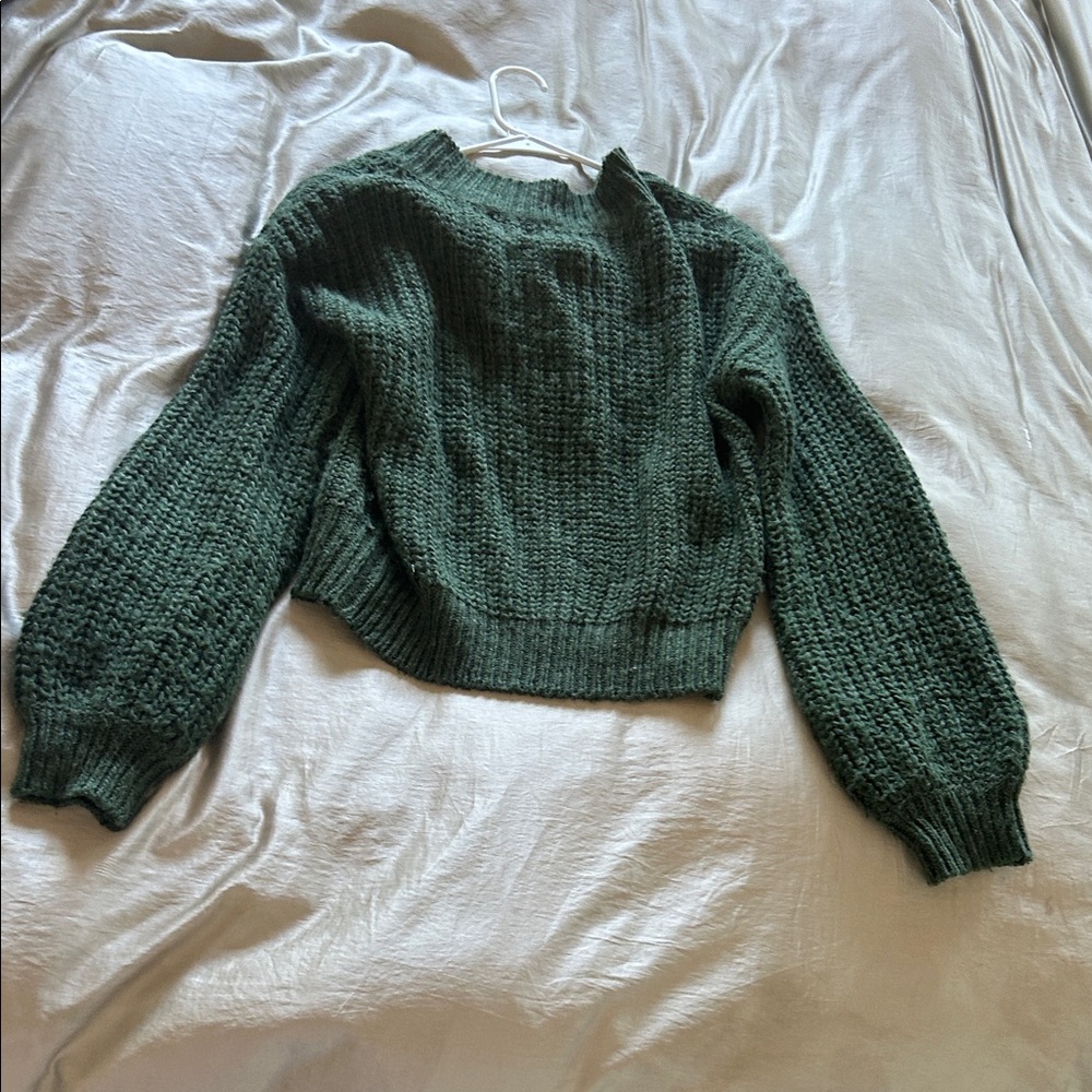 Cotton Candy Dark Green Cable V-Neck Sweater - Picture 4 of 4